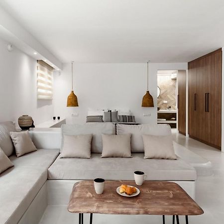Pebble, An Idyllic Seaside Suite Kokkini Hani Exterior photo